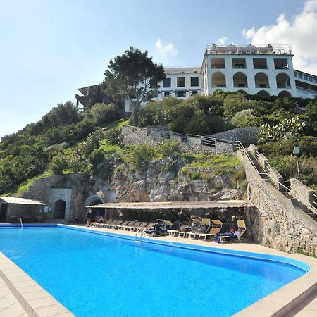 Hotel Belvedere Конка-дей-Марині Екстер'єр фото
