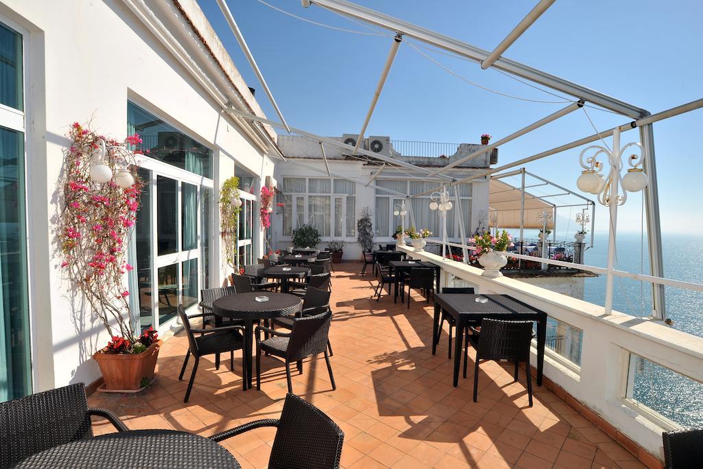 Hotel Belvedere Конка-дей-Марині Екстер'єр фото