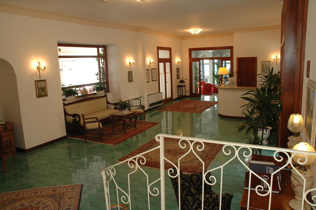 Hotel Belvedere Конка-дей-Марині Екстер'єр фото
