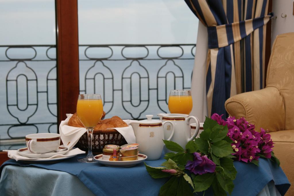 Hotel Belvedere Конка-дей-Марині Екстер'єр фото